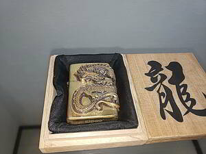 zippo ソリッドブラス　ドラゴン　龍　金龍　天然石　ダイヤモンド　メタル貼り　ケースのみ　2010年製