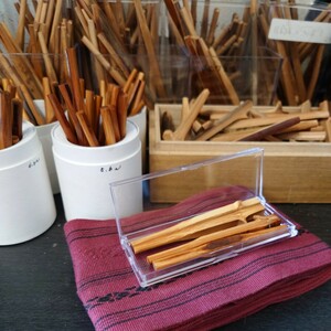Глазные ногти [выше] Бамбук бамбук оставлен на бамбуковой коже и закончен, чтобы его можно было хорошо -подключить. Нейт -ногтя бамбук бамбуко