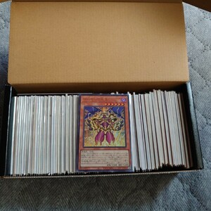  Yugioh много день версия редкая карта 300 листов и больше изображение карта решение стандартного нет 