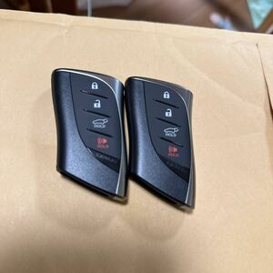 送料無料☆レクサス純正RX UX 等　4ボタン　スマートキーレス　　基板番号 231451−6100 2個セット　5