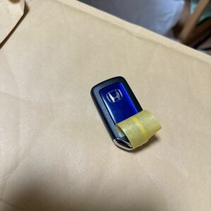 美品☆送料無料☆ホンダ 純正品 フリード ハイブリッド 4ボタン HV TDL－J31スマートキー 両側パワースライド　　6