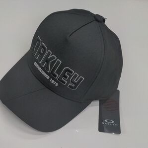 オークリー（OAKLEY) SLANT CAP キャップ　FOS901610 BLACKOUT 正規品
