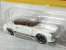 バースデー限定 ホットウィール PORSCHE 356 SPEEDSTER 白 HotWheels セレブレーション ポルシェ 356 スピードスター 未開封_画像3