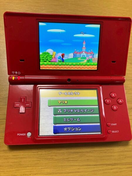 ニンテンドー Nintendo 任天堂 DSi 初期化済み　赤　レッド