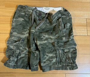 アバクロンビー&フィッチ Abercrombie 迷彩 ハーフパンツ サイズ31 カーゴパンツ ミリタリー Cargo