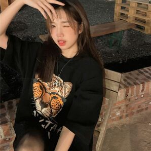 Tシャツ　カットソー　タイガー　虎　黒　ブラック　ラウンドネック　オーバーサイズ　ゆったり　大きいサイズ　体型カバー ダンス