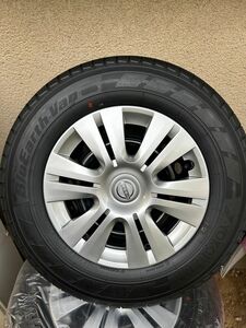 【美品】ホイール付き　ヨコハマタイヤ195 / 80R15 107 /105N LT BluEarth-Van 