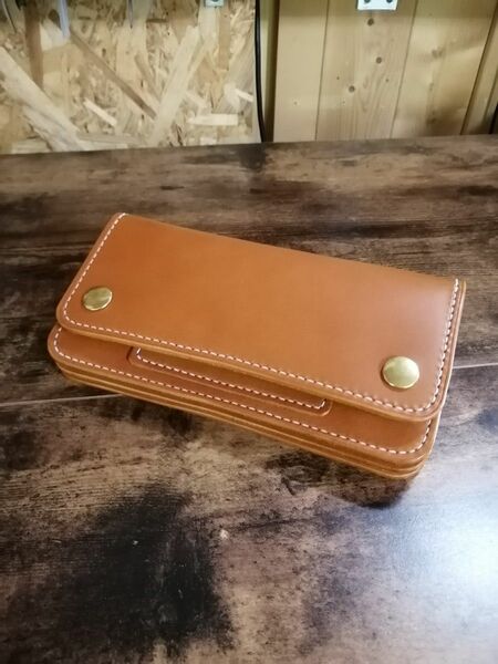 tracker wallet Btype