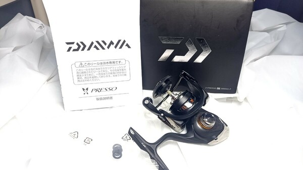 美品　ダイワ　21プレッソ　管87EP　LT2000SS-P 本体のみ