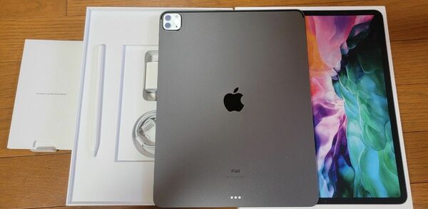 美品Apple iPadPro 12.9インチ Wi-Fiモデル 256GB スペースグレイ MXAT2J/A 付属品あり