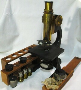  antique Germany made * brass Seibert Wetzlar microscope against thing 3 connection eye 2 lens present condition goods..