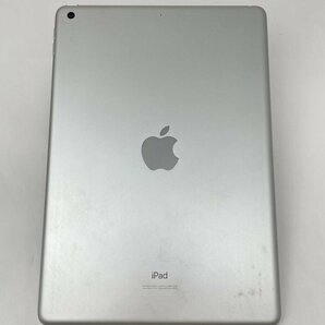 457【美品】 iPad 第7世代 32GB Wi-Fi シルバーの画像2