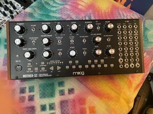 MOOG（シンセサイザー）