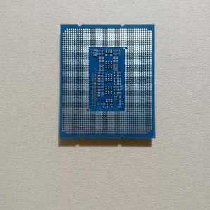  intel Core i7-13700K 第13世代 3.4GHz LGA1700インテル デスクトップPC用CPU PCパーツ 1円スタート 中古【jancｋ品】 の画像2