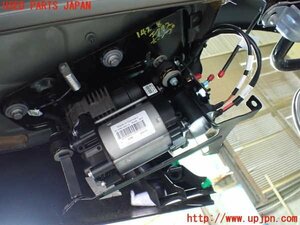 1UPJ-14285535]ボルボ・XC90(LB420XCP2A)エアサスポンプ 中古