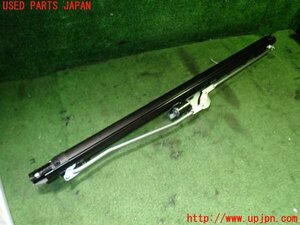 1UPJ-17067790]BMW アクティブハイブリッド5(AH5)(FZ35 F10)リアサンシェード 中古