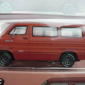1/64 TARMAC Dodge Van ターマック ダッジ バン 未開封新品 の画像3