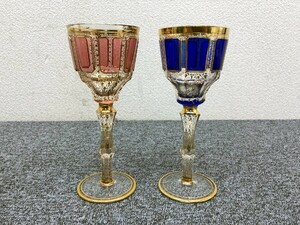 ④ ボヘミアグラス ワイングラス ペア パネルグラス 金彩 ブルー ピンク 高さ20.5cm 口径8.3cm[A02]