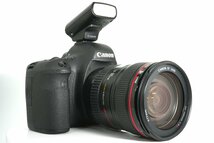 美品 5168ショット Canon デジタル一眼レフカメラ EOS 6D レンズキット EF24-105mm F4L IS USM 主要マウントアダプター各種、スピードライ_画像2