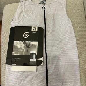 assos skin layers no sleeve M