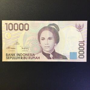 World Paper Money INDONESIA 10000 Rupiah【2002】の画像1