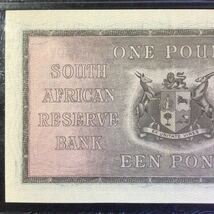 World Banknote Grading SOUTH AFRICA《Reserve Bank》1 Pound【1942】『PMG Grading About Uncirculated 55 EPQ』._画像6