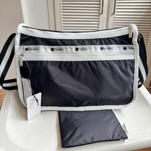 レスポートサック　ショルダーバッグ　LeSportsac 7507