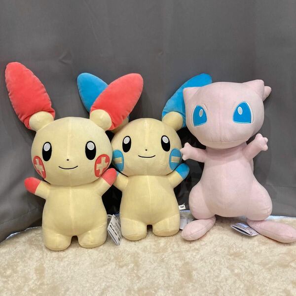 【値下げ】ポケットモンスター ぬいぐるみ　プラスル　マイナン　ミュウ