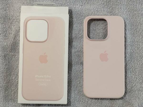 iPhone 15 Pro Apple 純正シリコンケース ピンク アップル