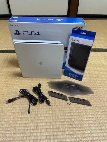 PlayStation4 グレイシャー・ホワイト 1TB CUH-2200BB02
