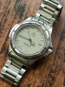 1000円スタート！TAG HEUER タグホイヤー プロフェッショナル200ｍ デイト 999.713K クォーツ ボーイズ 腕時計 訳アリ稼働品