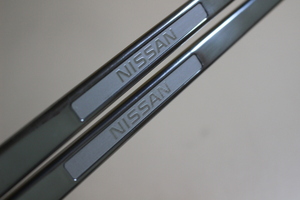  cleaning being completed #NISSAN Nissan original OP* Chrome style plating number frame * Roox * Note * leaf * Serena *NV100 NV150 NV200 NV350 etc. *2 sheets 