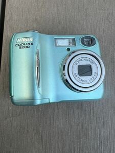 コンパクトデジタルカメラ Nikon COOLPIX 3200