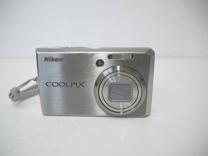 583 Nikon COOLPIX S600 NIKKOR 4x WIDE OPTICAL ZOOM VR 5.0-20.0mm 1:2.7-5.8 ニコン クールピクス バッテリー付 デジカメ コンデジ