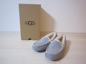 UGG