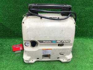 【ジャンク品】★makita(マキタ) 一般圧エアコンプレッサ 5L AC700　ITASWKL8KH4W