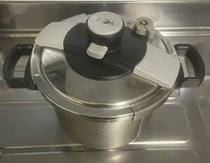 T-fal(ティファール )家庭用圧力鍋 