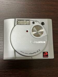 #4032　FUJIFILM 富士フイルム FinePix 40i コンパクトデジタルカメラ 電池式　動作未確認