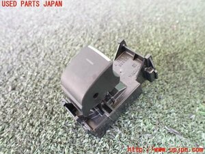 1UPJ-11696245]ハリアー ハイブリッド(AXUH85)左前パワーウィンドウスイッチ 中古