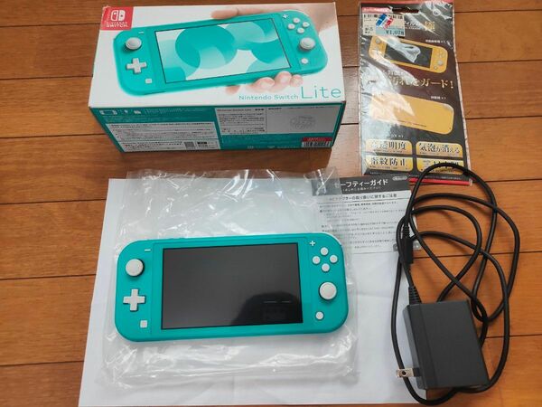 Nintendo Switch Lite ターコイズ ニンテンドースイッチライト 液晶保護フィルム付き