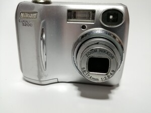 動作確認済み Nikon ニコン COOLPIX 3200 コンパクトデジタルカメラ