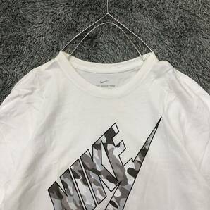 NIKE ナイキ 半袖Tシャツ 半袖カットソー サイズL ホワイト 白 ロゴプリント スウッシュ 迷彩 カモフラ メンズ トップス 最落なし （P19）の画像3