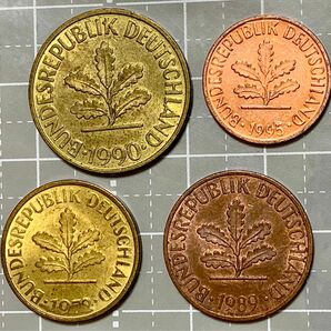 ドイツ連邦共和国10〜5〜2〜1フェニヒ　オークの苗コイン4枚 古銭 ヴィンテージ　年号は写真で