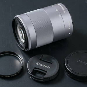 CANON EF-M 55-200mm F4.5-6.3 IS STM レンズ 美品の画像1