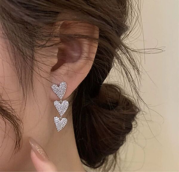 【SALE】シルバー ピアス ハート ゴージャス かわいい 個性派