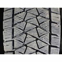 ブリヂストン BLIZZAK DM-V2 215/70R16 4本SET◎2018年製7~8分山スタッドレス◎中古1本に若干のブロック傷等あり◎手渡し可◎デリカD:5等に_画像4