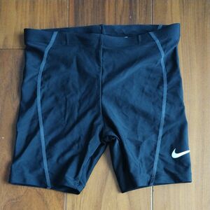 NIKE　男児　水着　130（XS）