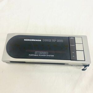 A607-H18-2526 NORDMENDE Dingi RP 400 portable record player Model No.984.183H