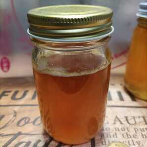 日本蜜蜂 150g 西洋蜜蜂 150g 純粋 蜂蜜 ハチミツ 静岡県 牧之原産 味比べの２本セットです 小瓶ですね 結晶化してます。の画像3