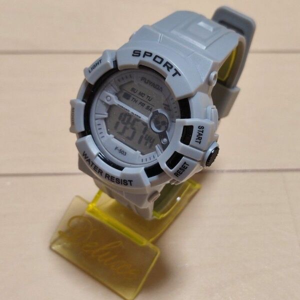 新品 SPROT WATCH デジタルウォッチ スポーツウォッチ グレーカラー 腕時計 デジタル 男女兼用 